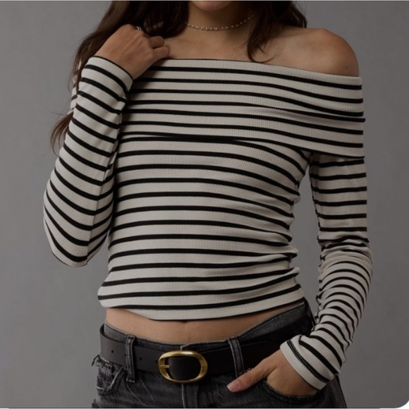 American Eagle Outfitters Tops - American Eagle Ribbed Black & White Striped Off-Shoulder Long Sleeve Crop Top L